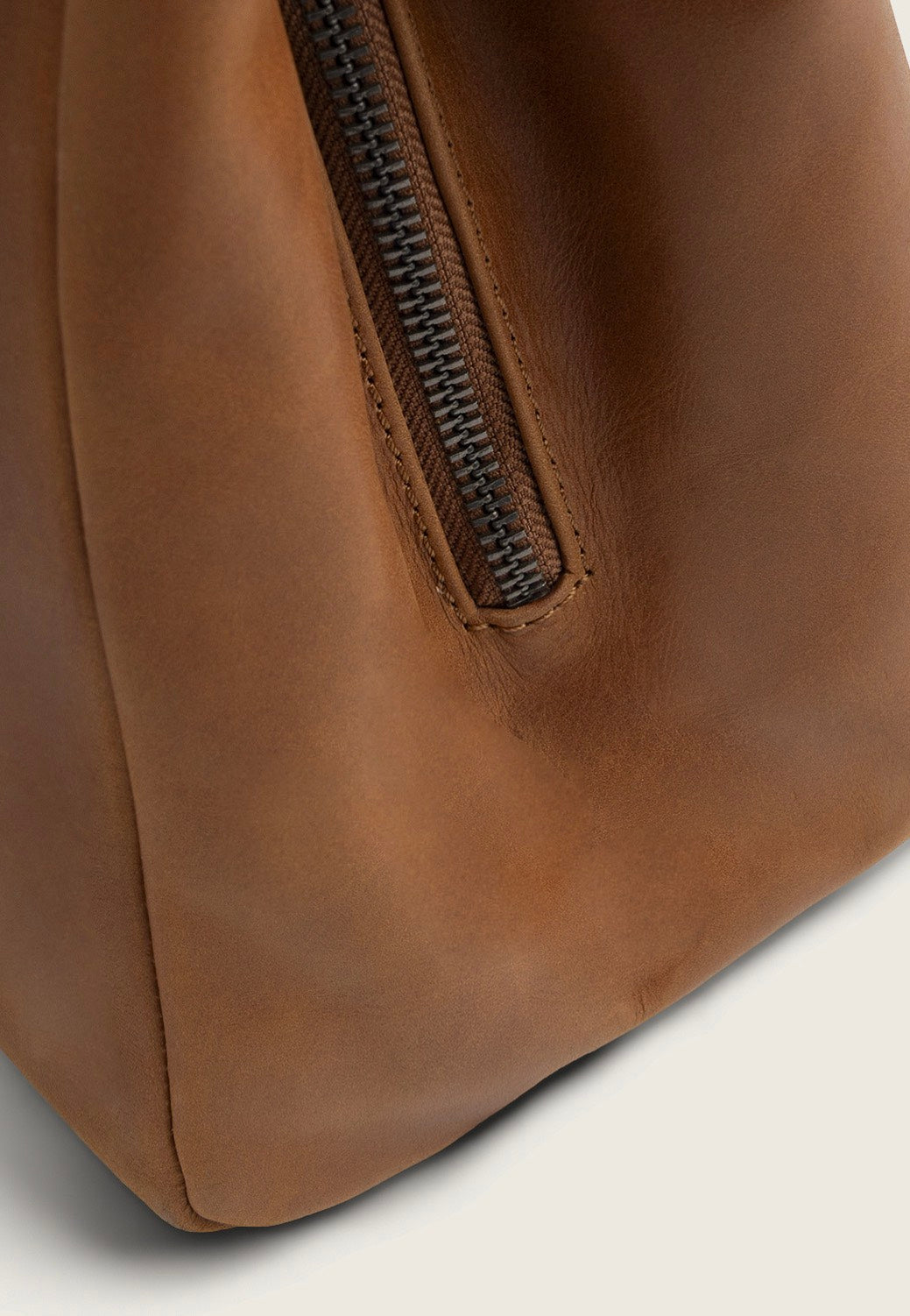 The Chesterfield Brand Lioren 1450 Cognac Schultertasche