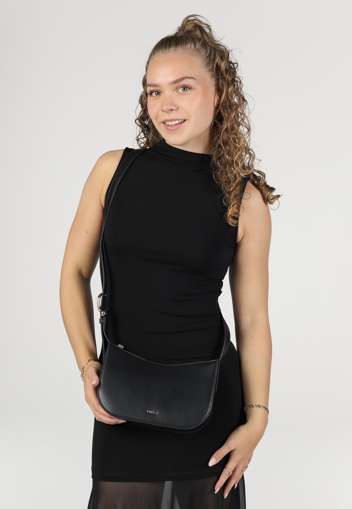 Furla Sara S Toni Nero Schultertasche