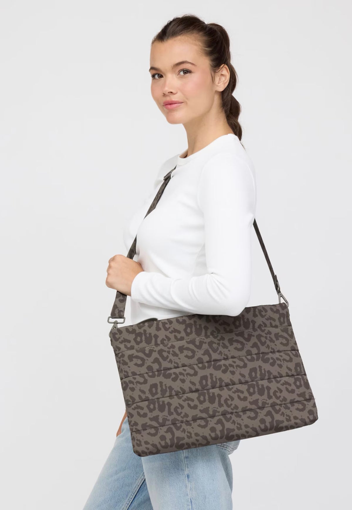 Kapten & Son Ava Leo Dark Brown Laptop Sleeve