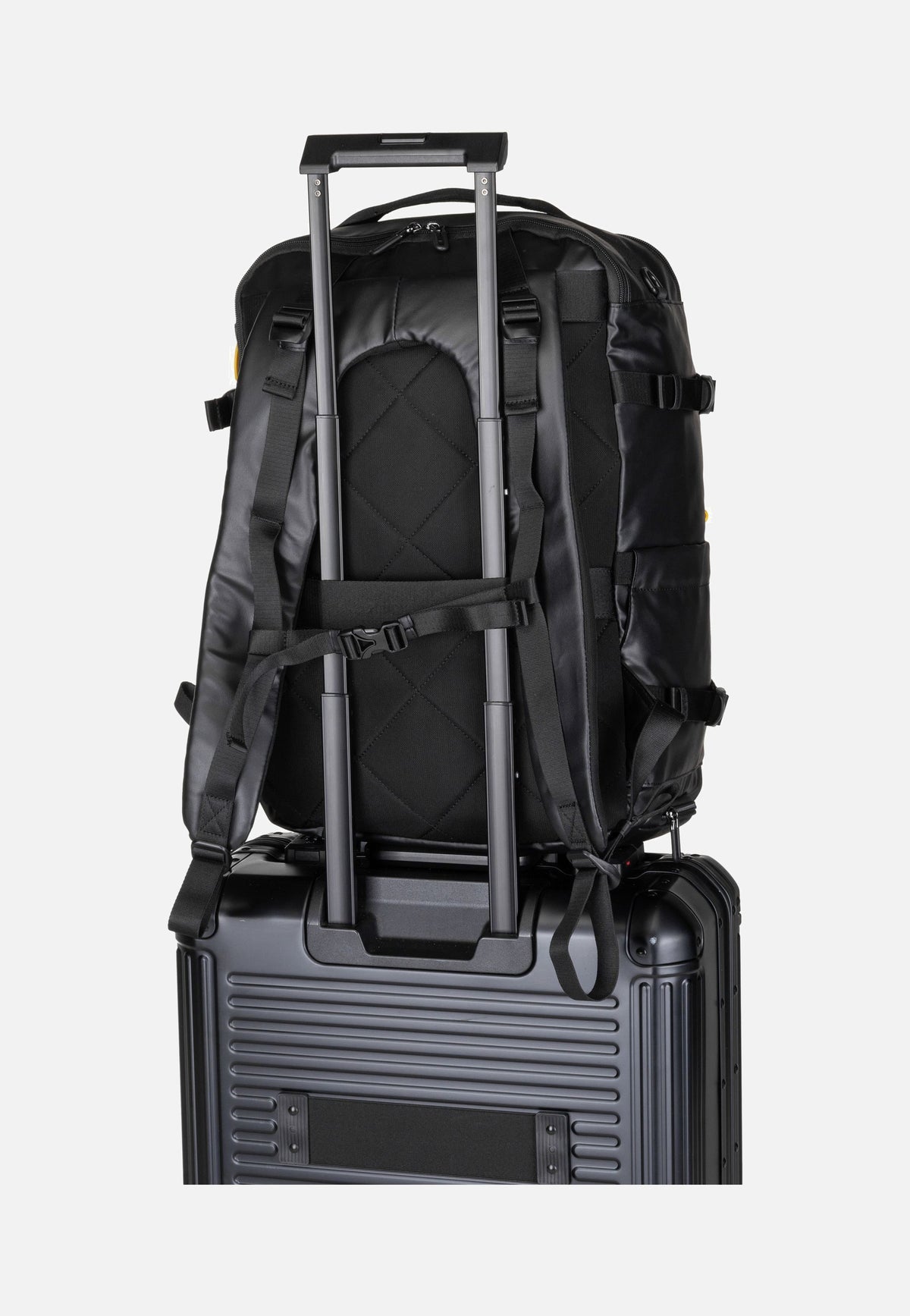 Mandarina Duck Eco Coated OST06 Black Reiserucksack