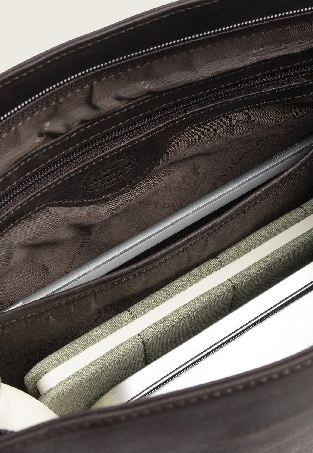 The Chesterfield Brand Elira 1439 Brown Schultertasche