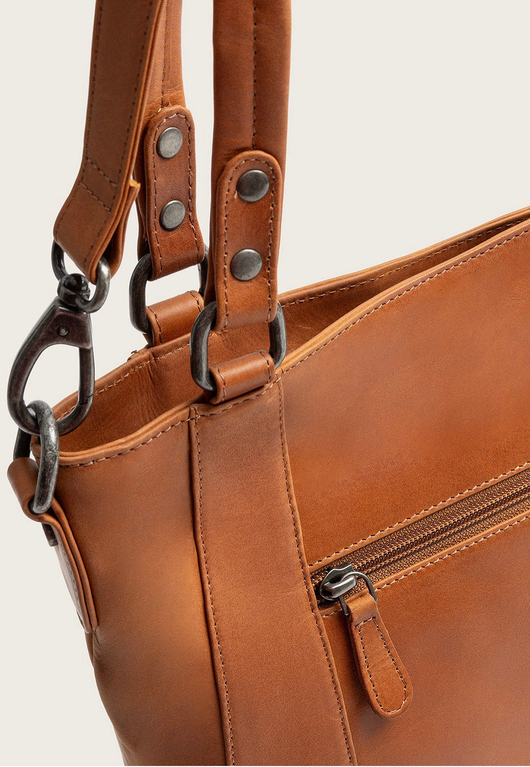 The Chesterfield Brand Elira 1439 Cognac Schultertasche