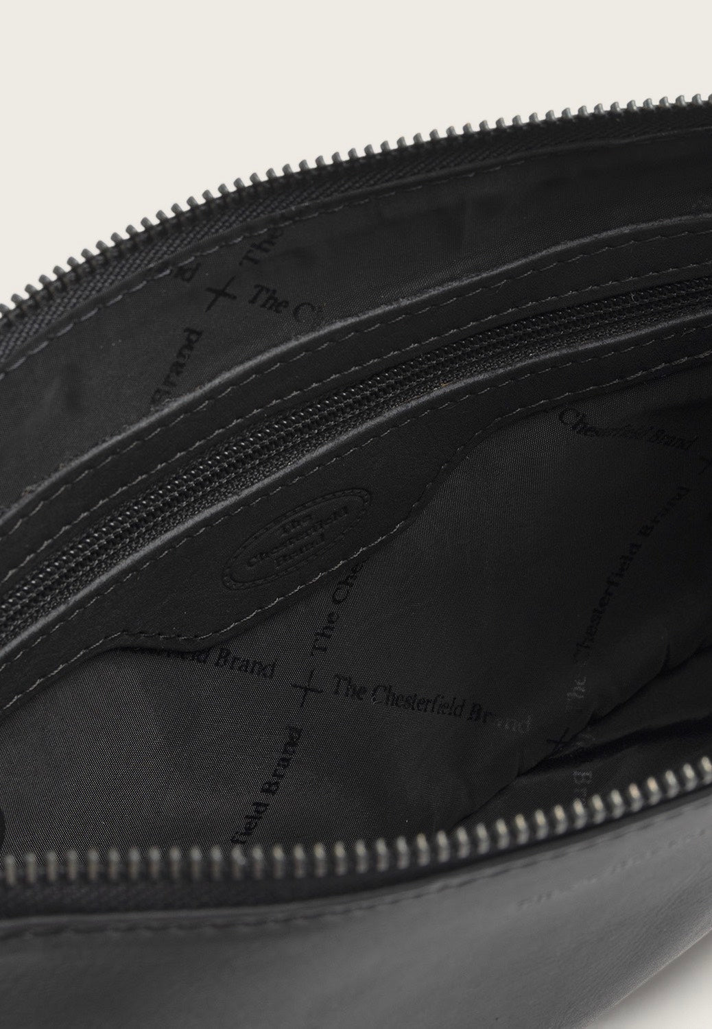 The Chesterfield Brand Orinoco 1442 Black Schultertasche