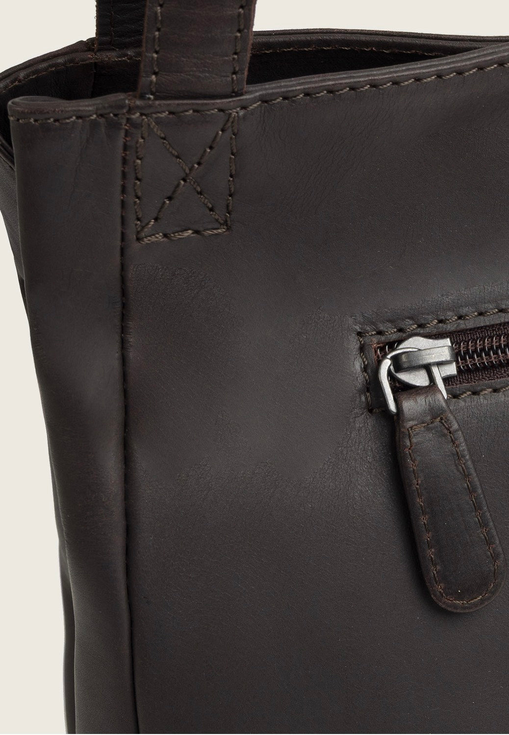 The Chesterfield Brand Lioren 1450 Brown Schultertasche