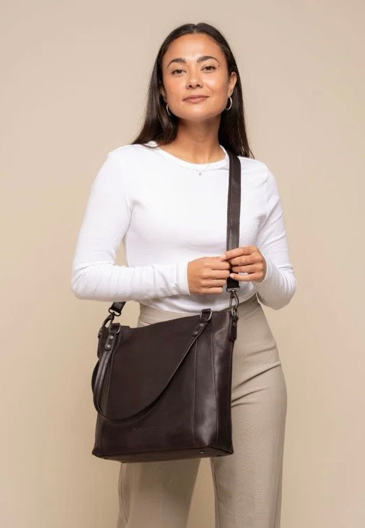 The Chesterfield Brand Elira 1439 Brown Schultertasche
