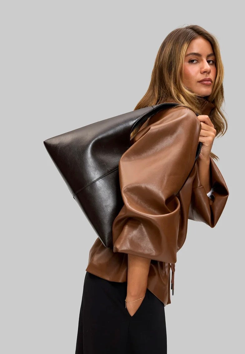 Hey Marly Alltime Lover M Glossy Coffee Hobo Bag