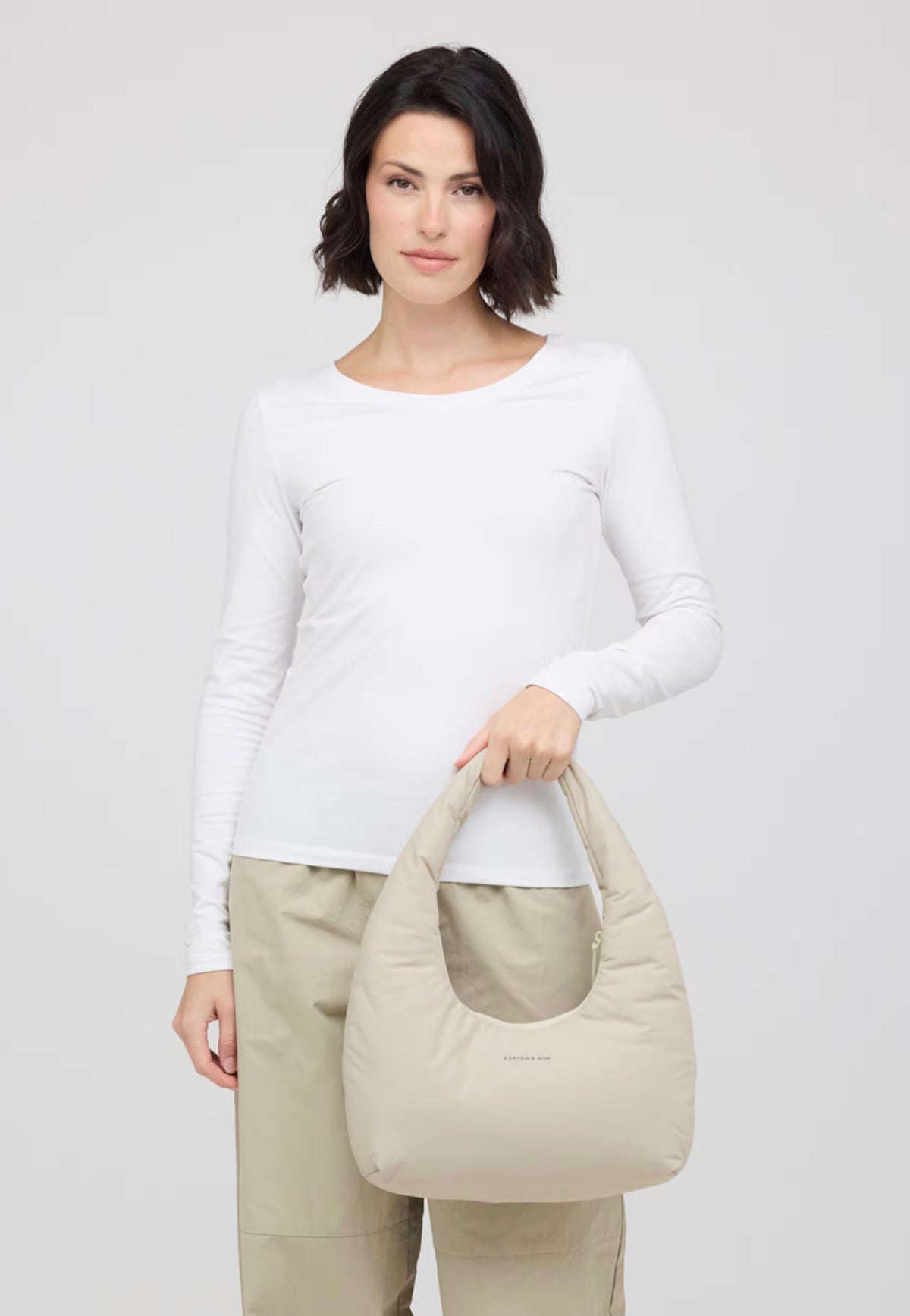 Kapten & Son Skara Cloud Shoulder Sandstone Schultertasche