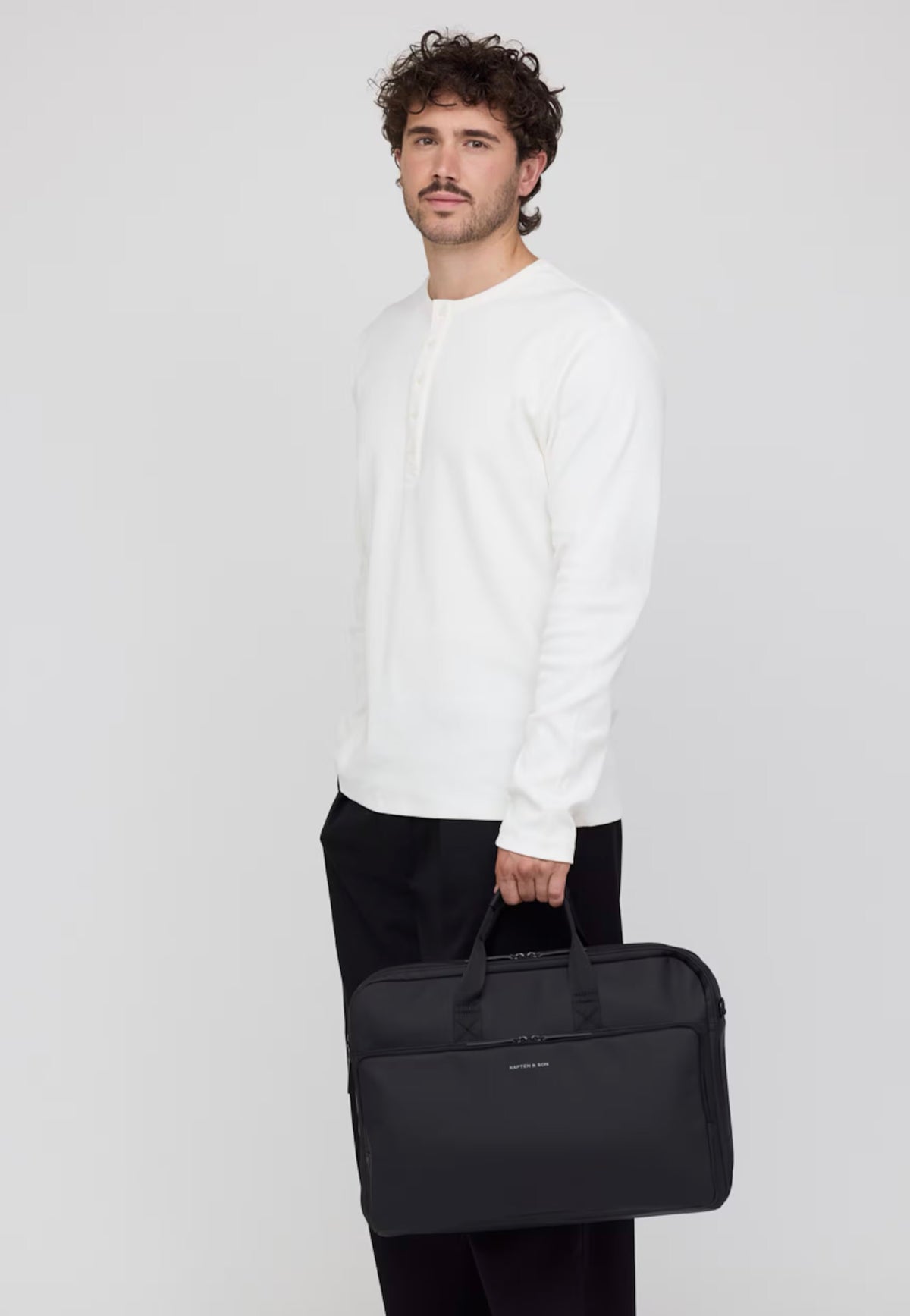 Kapten & Son Bodo Laptop All Black Laptoptasche