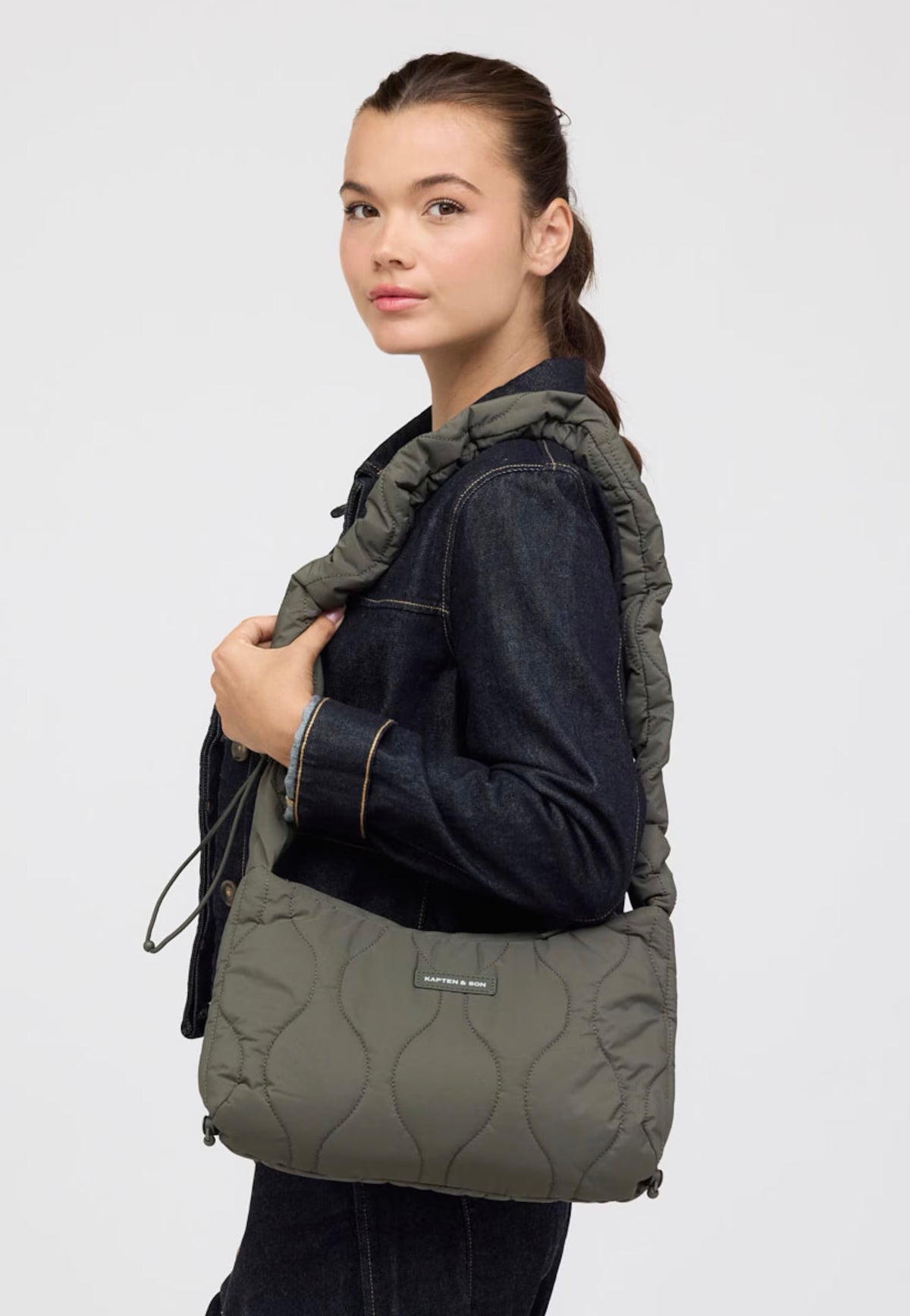 Kapten & Son Skara Small Quilted Khaki Crossbody Bag