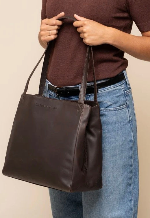 The Chesterfield Brand Lioren 1450 Brown Schultertasche