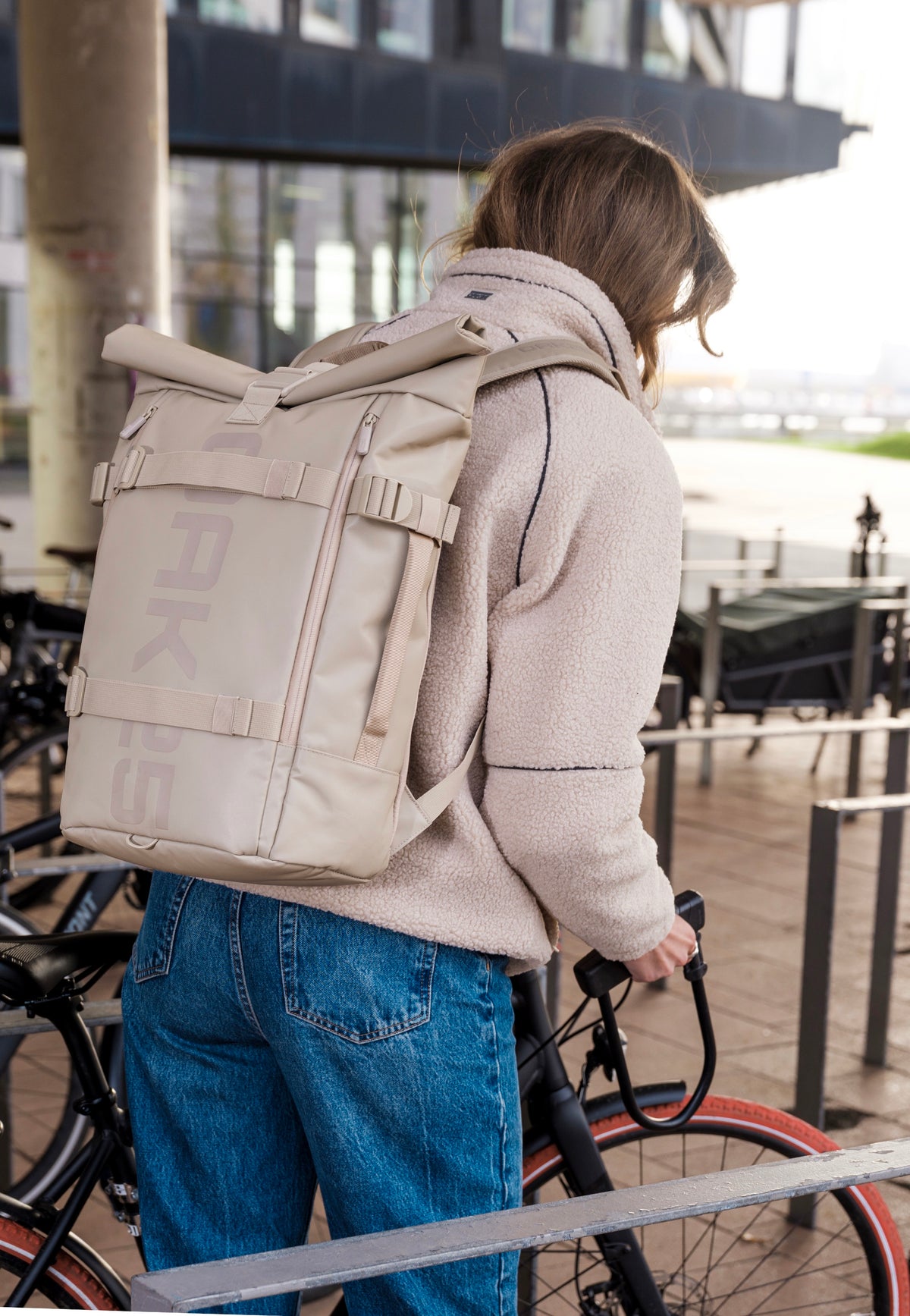 OAK25 LumoSense Rolltop Sand Rolltop Rucksack