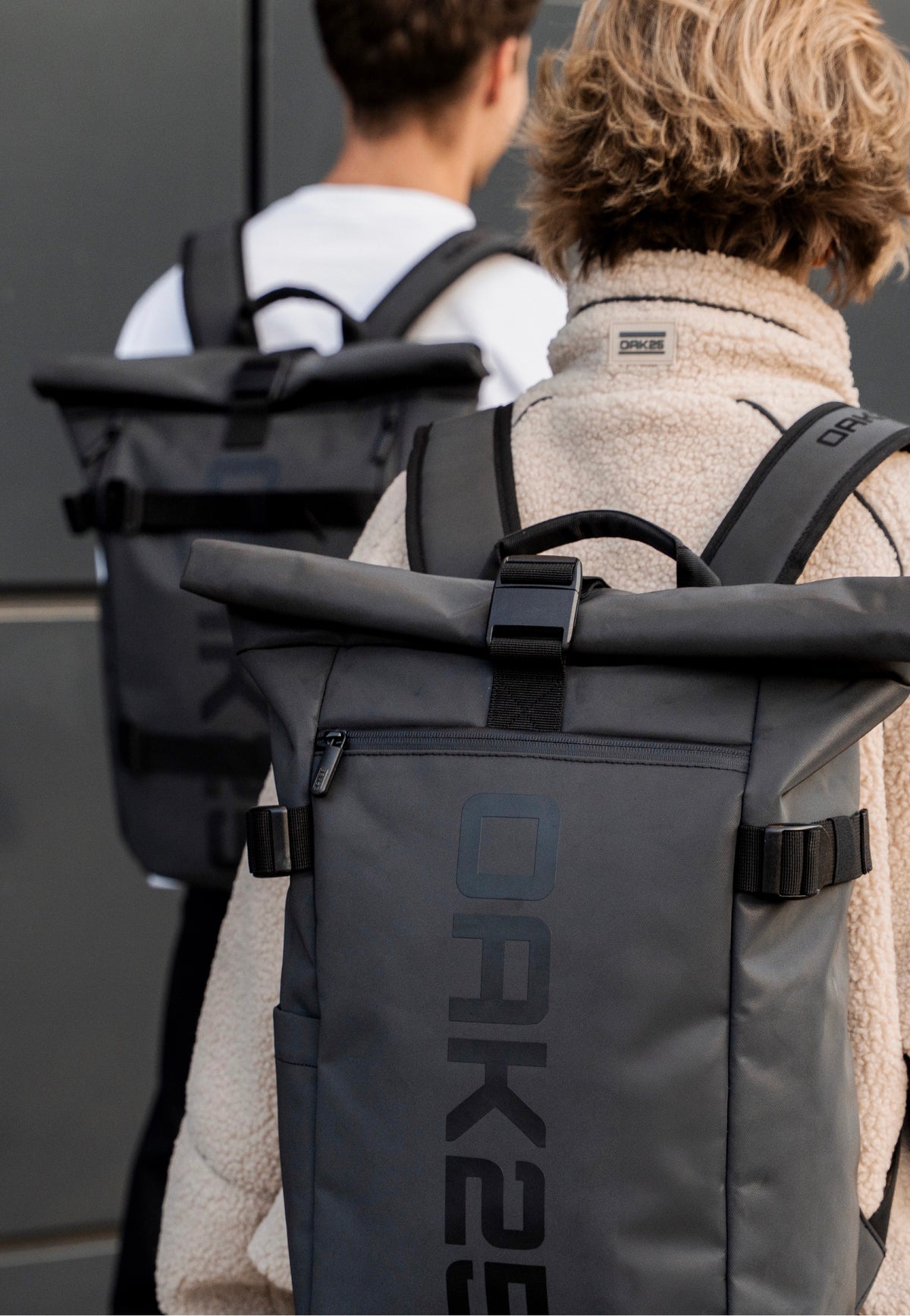 OAK25 LumoSense Rolltop Lite Black Rolltop Rucksack