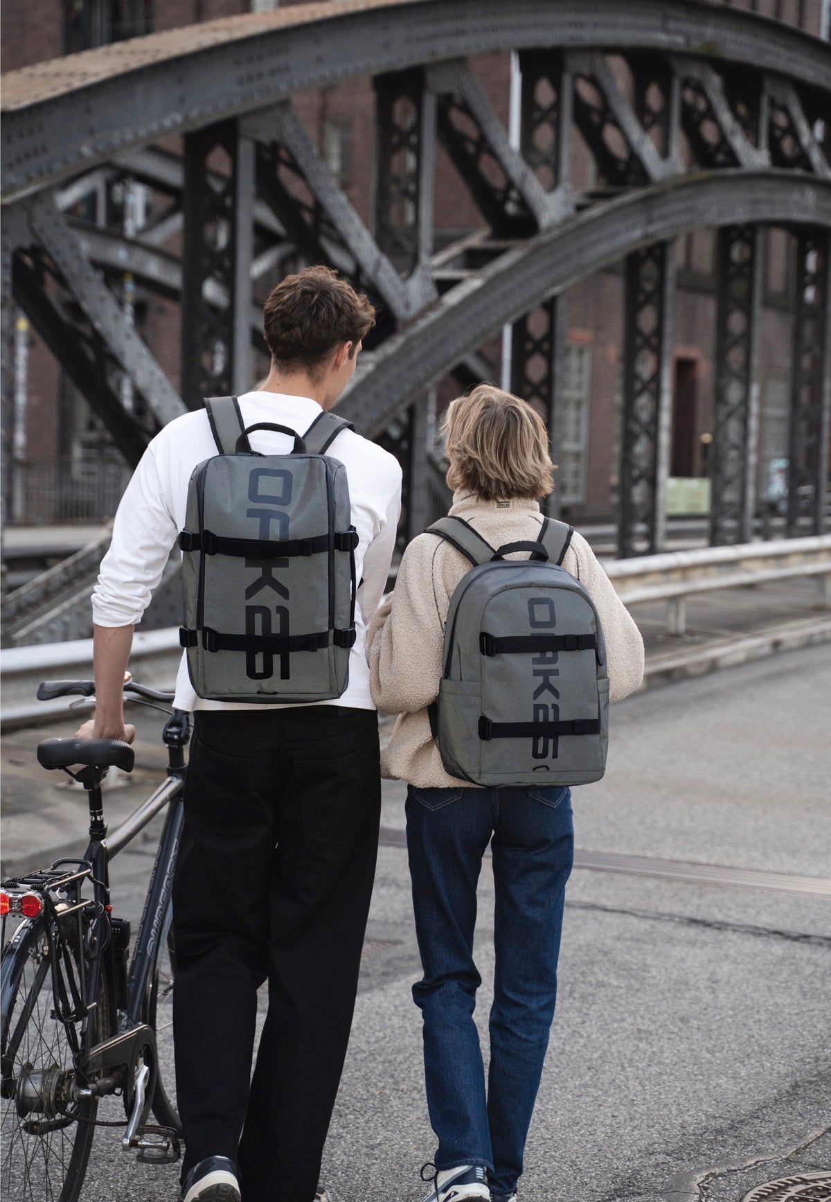 OAK25 LumoSense Daybag Black Rucksack