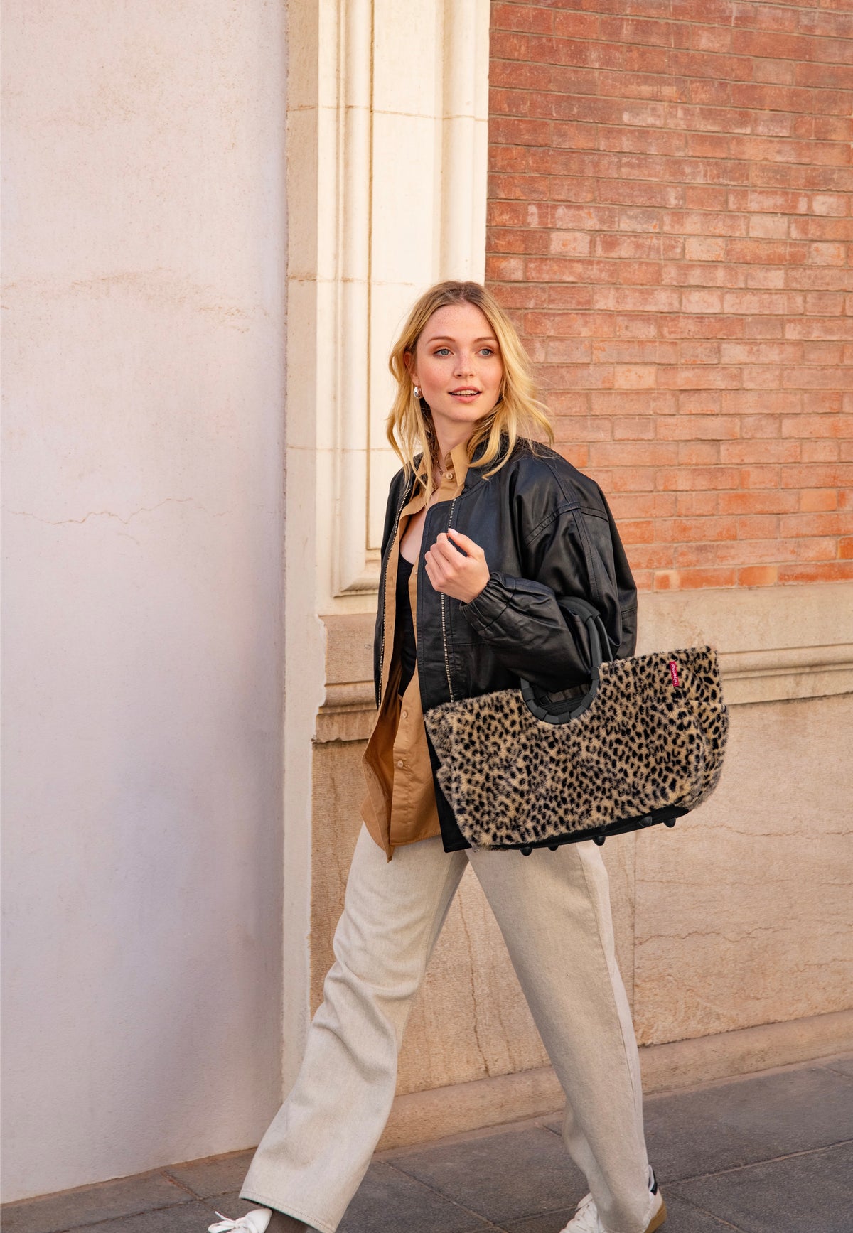 reisenthel Loopshopper M Leo Fake Fur Einkaufskorb